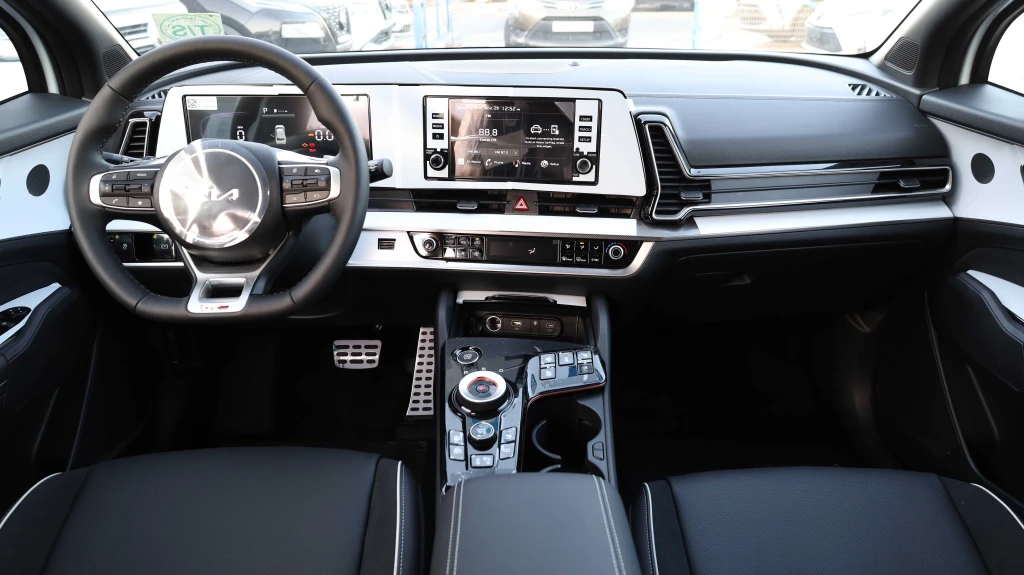 KIA SPORTAGE 1.6L GT-LINE DIESEL 2024 MODEL images