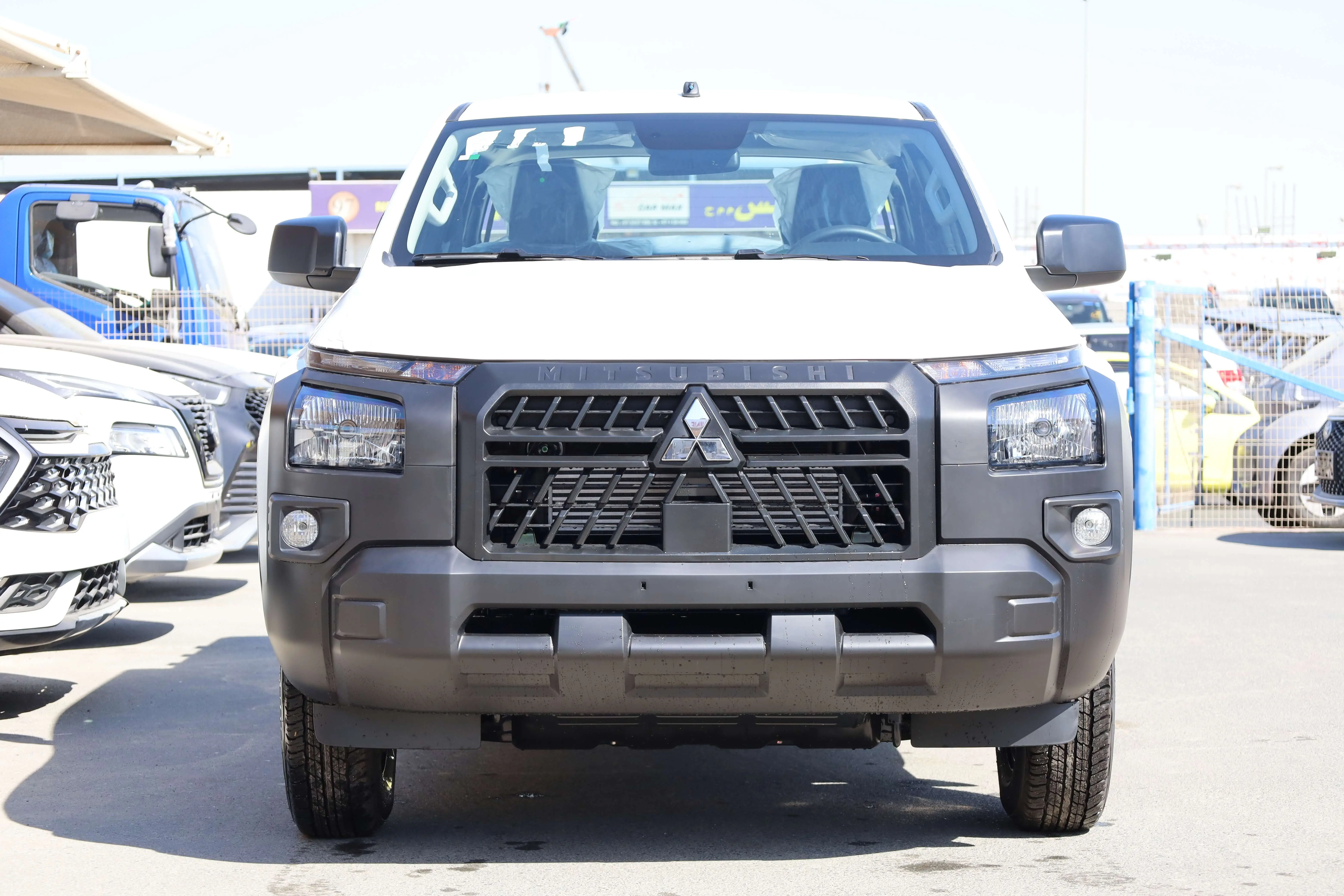 MITSUBISHI L200 BASIC 2.4L MT 2025 MODEL images