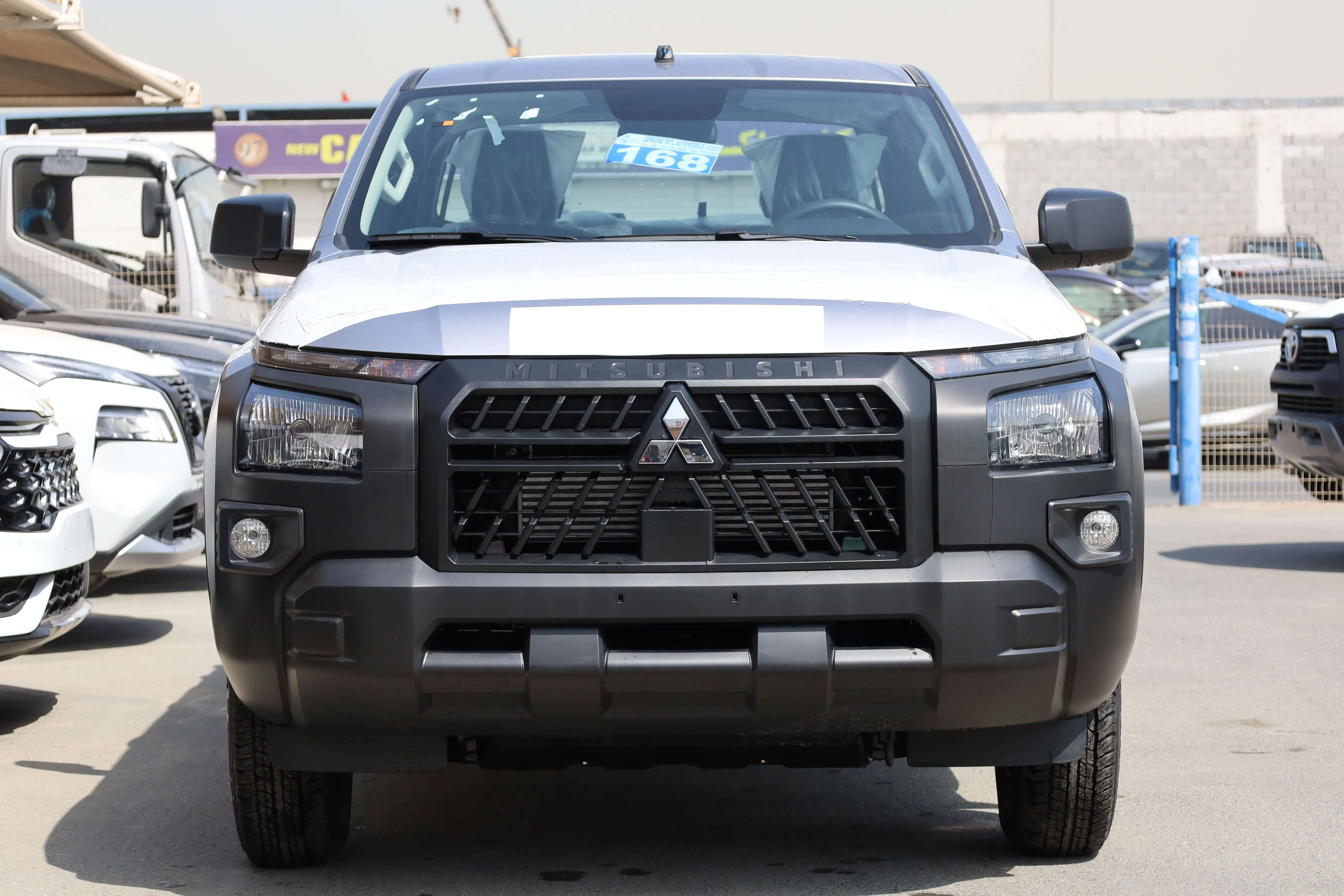 MITSUBISHI L200 2.4L MT BASIC 2025 MODEL images