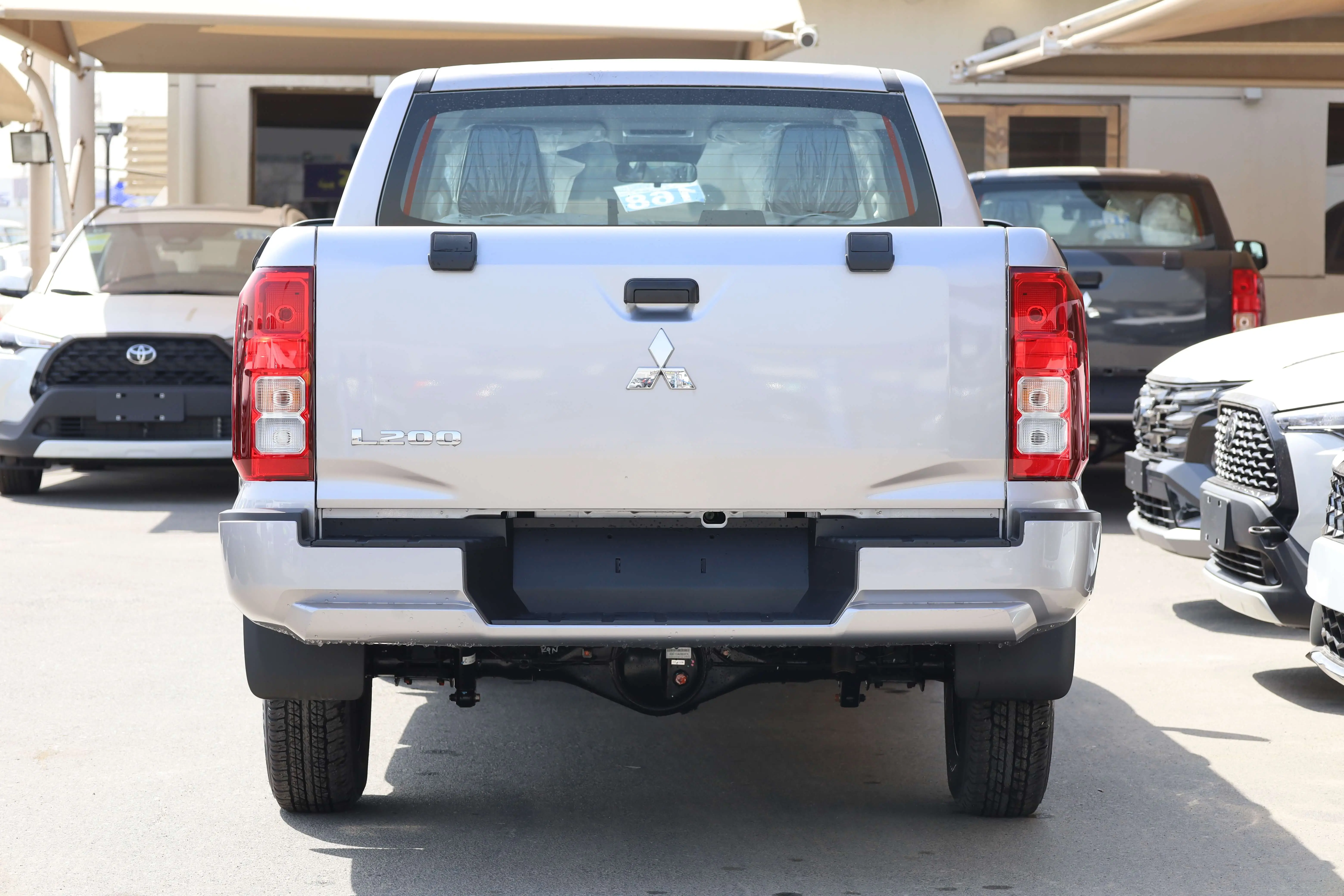 MITSUBISHI L200 2.4L MT BASIC 2025 MODEL images