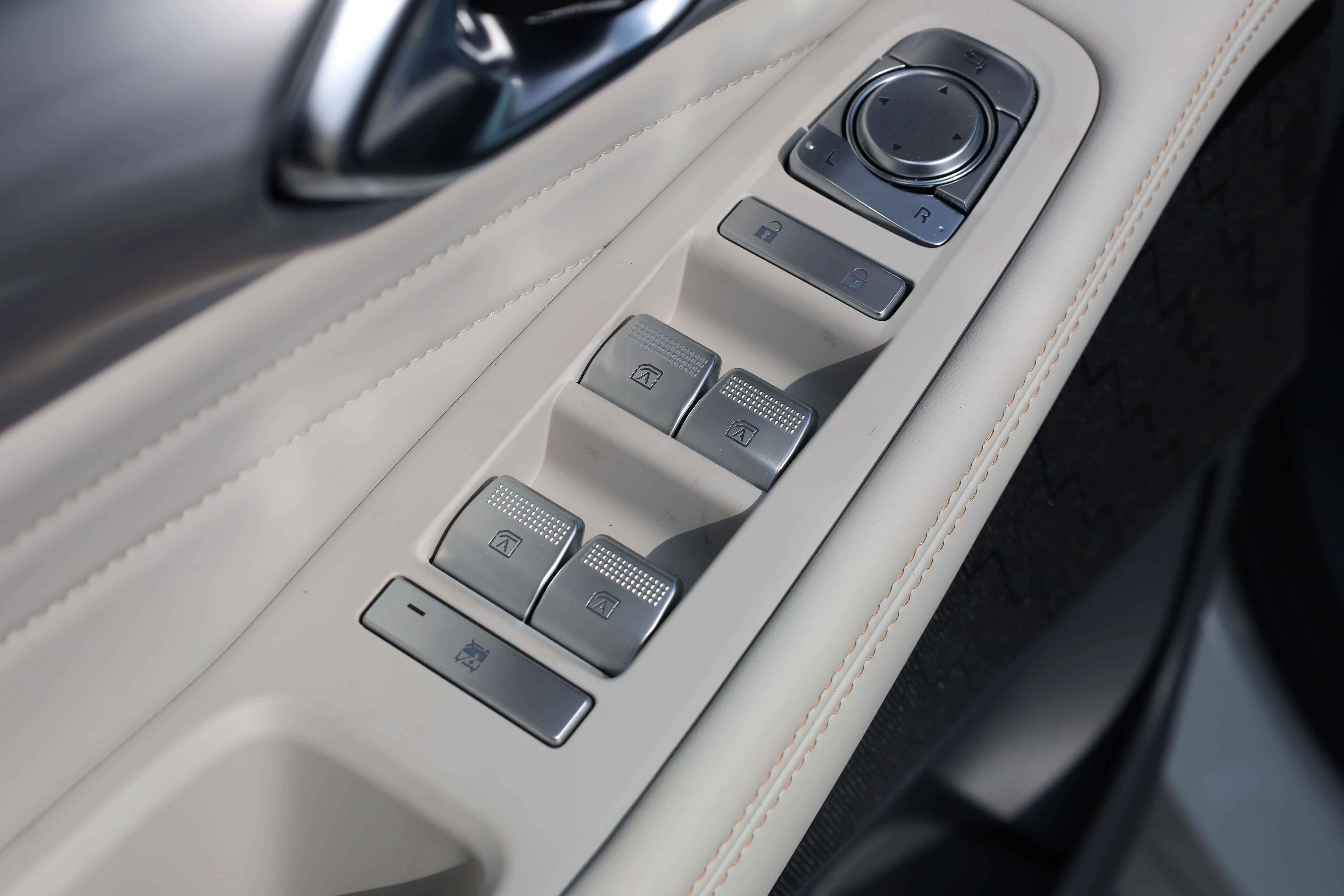 GAC GS8 2.0L 4WD FULLOPTION 2024 MODEL images