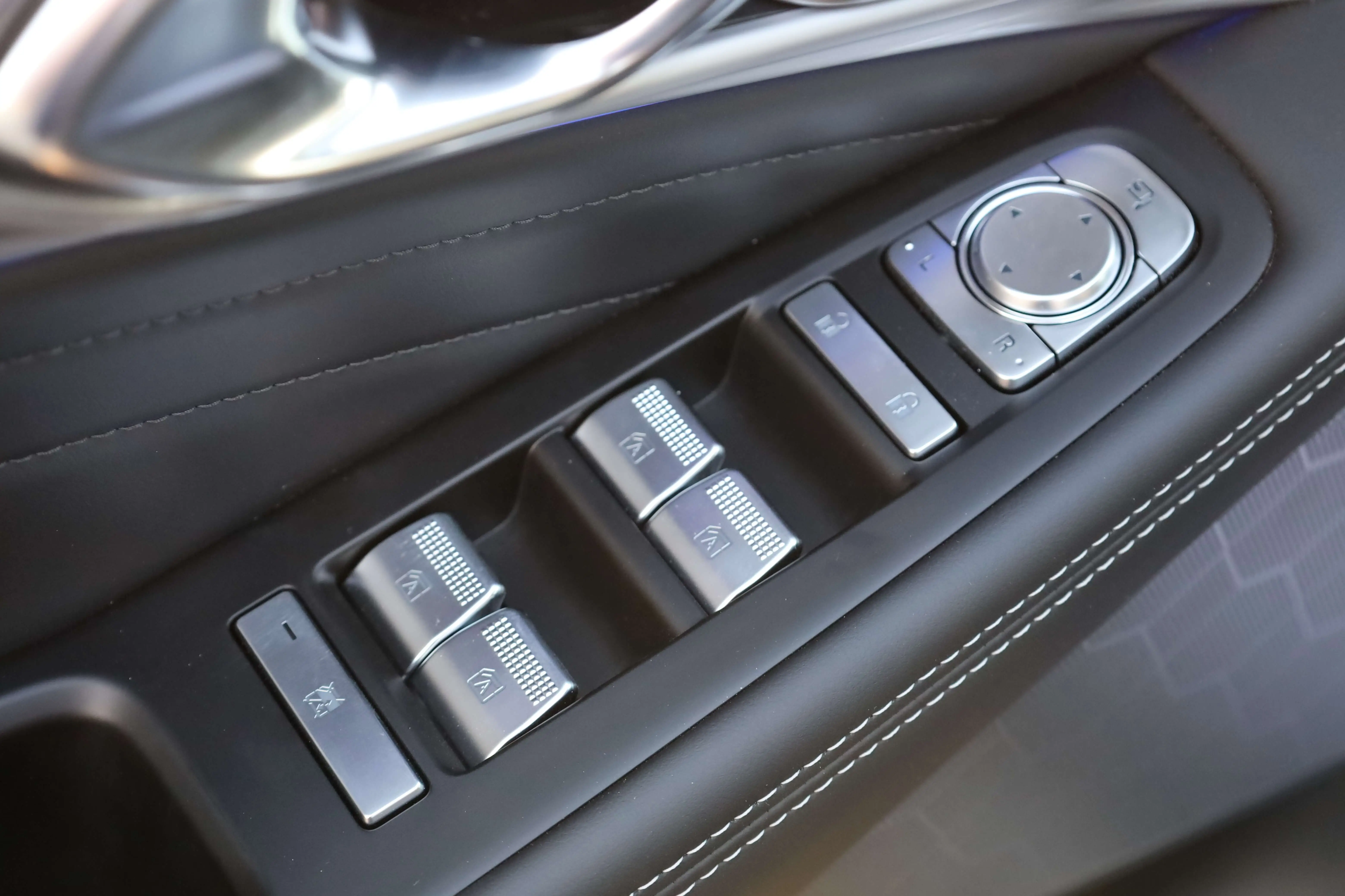 GAC GS8 2.0L 4WD FULLOPTION 2024 MODEL images