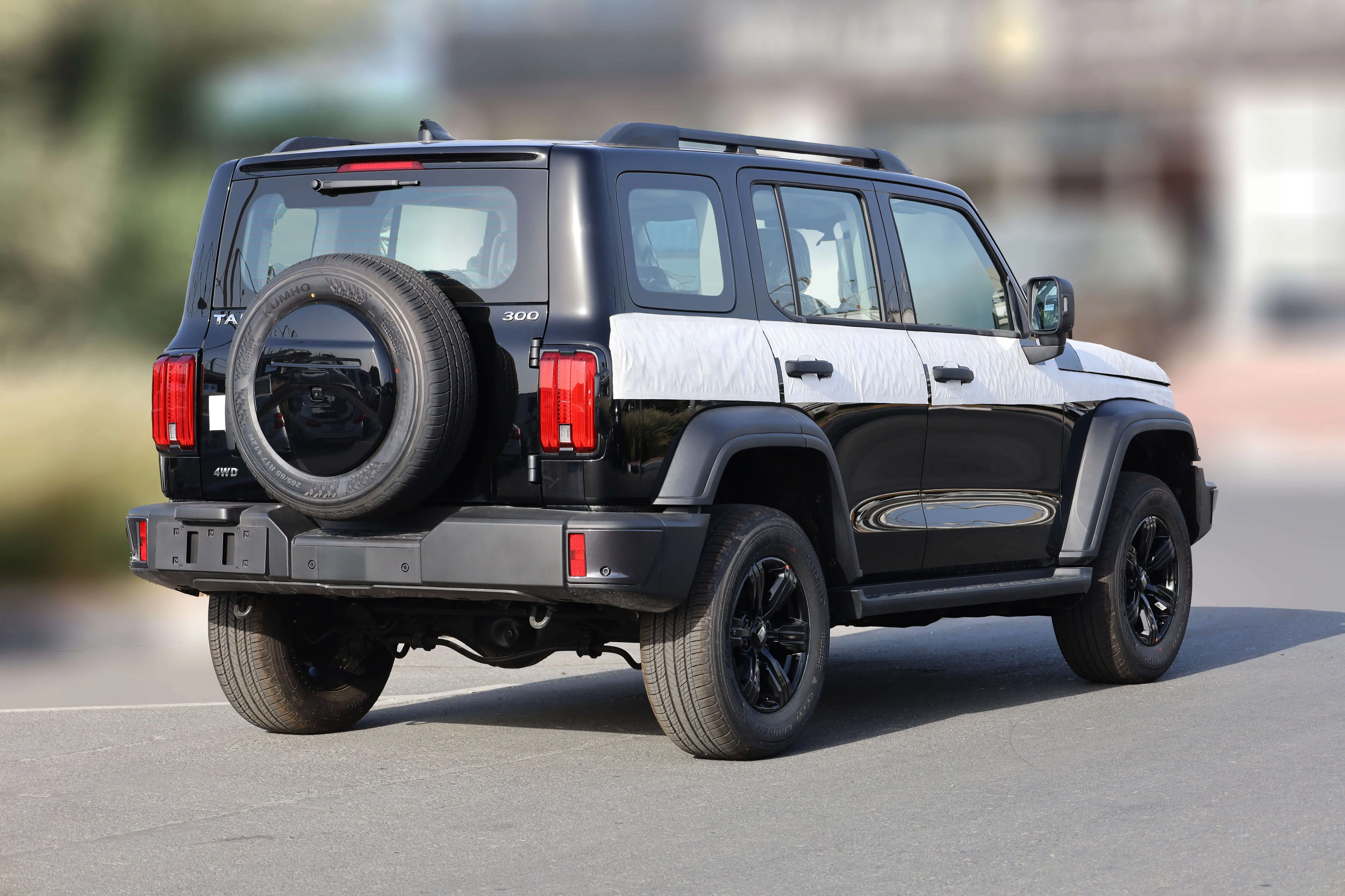 GWM TANK 300 2.0L Turbo 2025 Model images