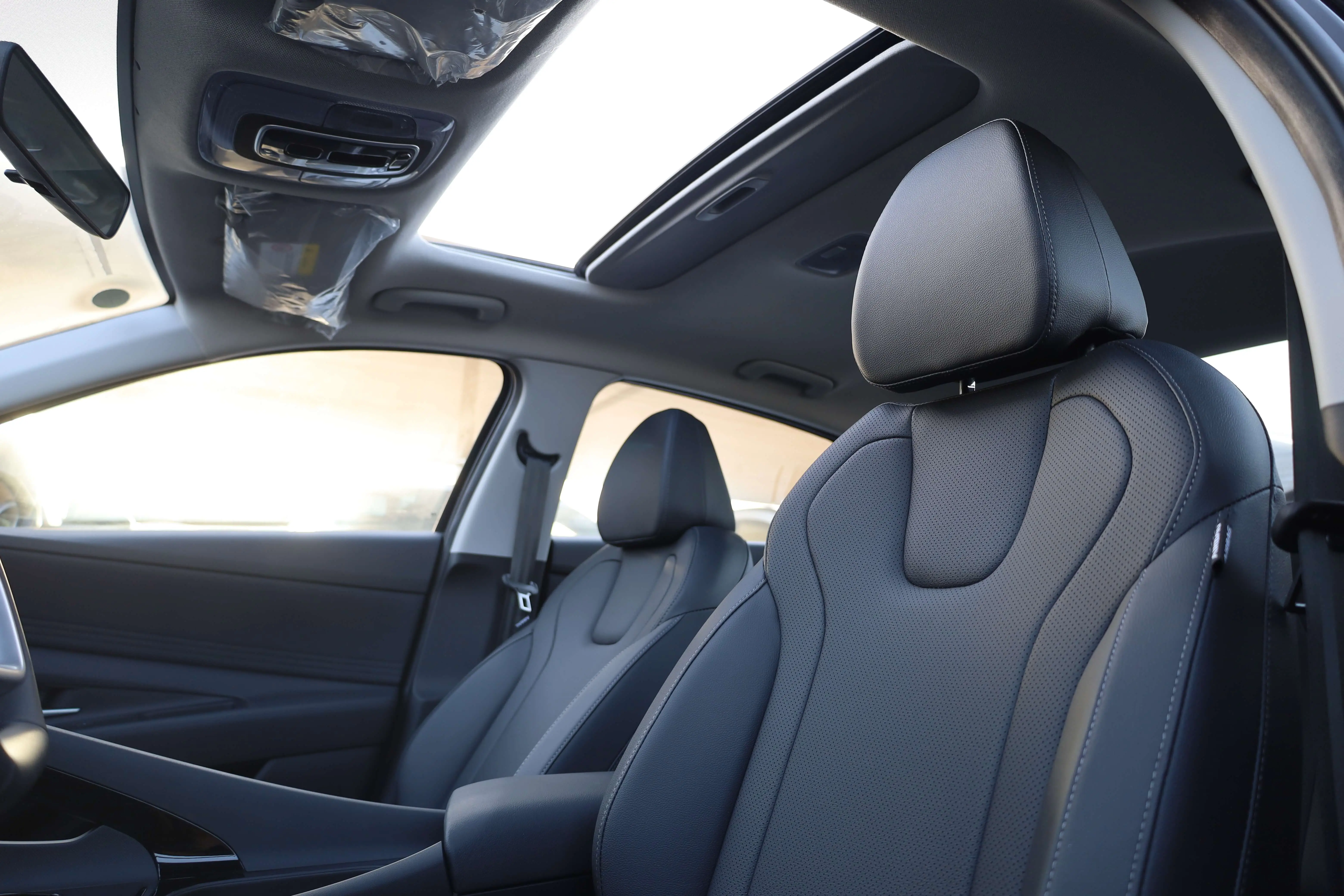 Hyundai Elantra GLX Elite 2025 Model images