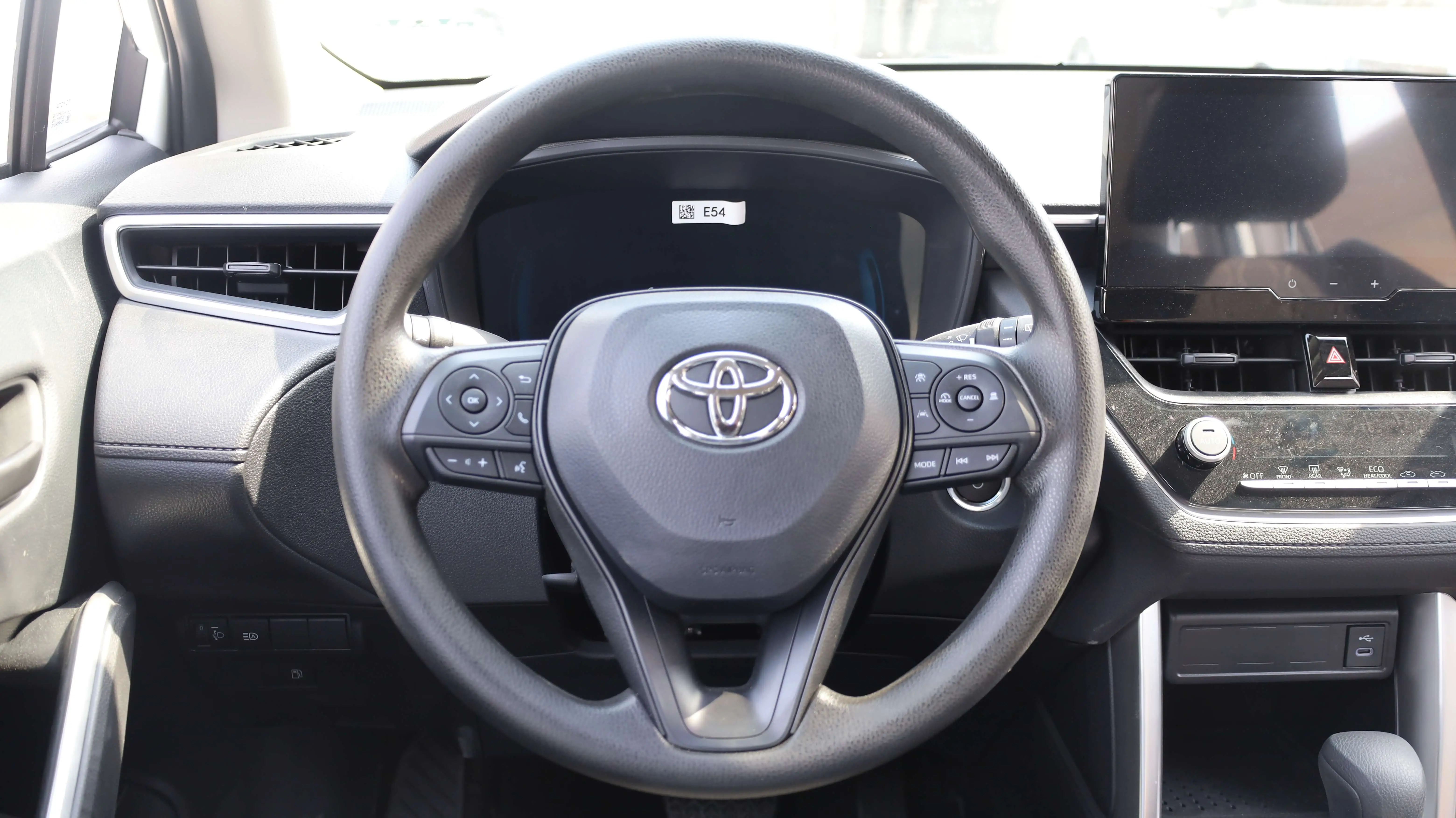 Toyota Corolla Cross 2.0L Pioneer Hybrid 2025 Model images