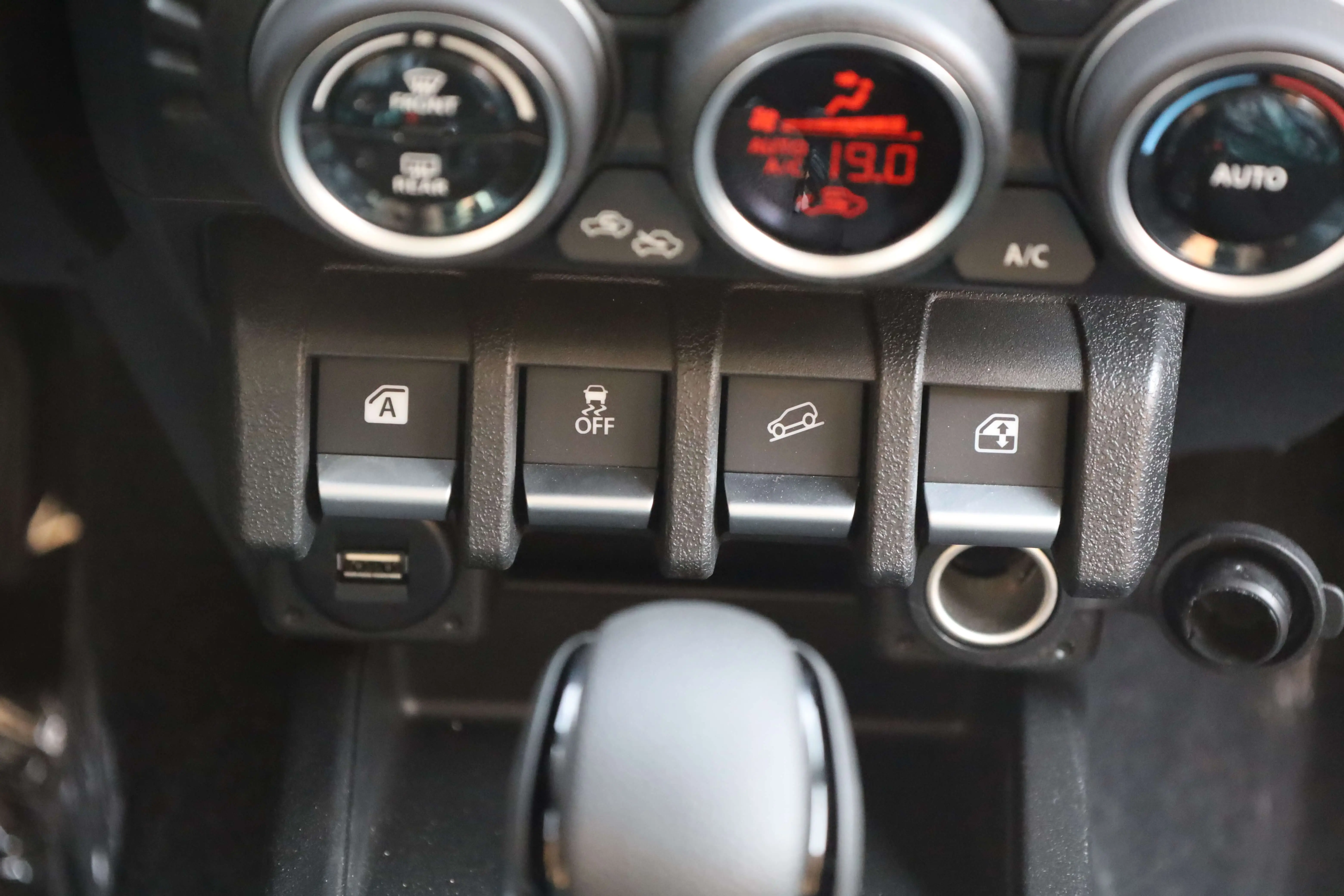 Suzuki JIMNY 1.5L GLX 5door 2026 Model images