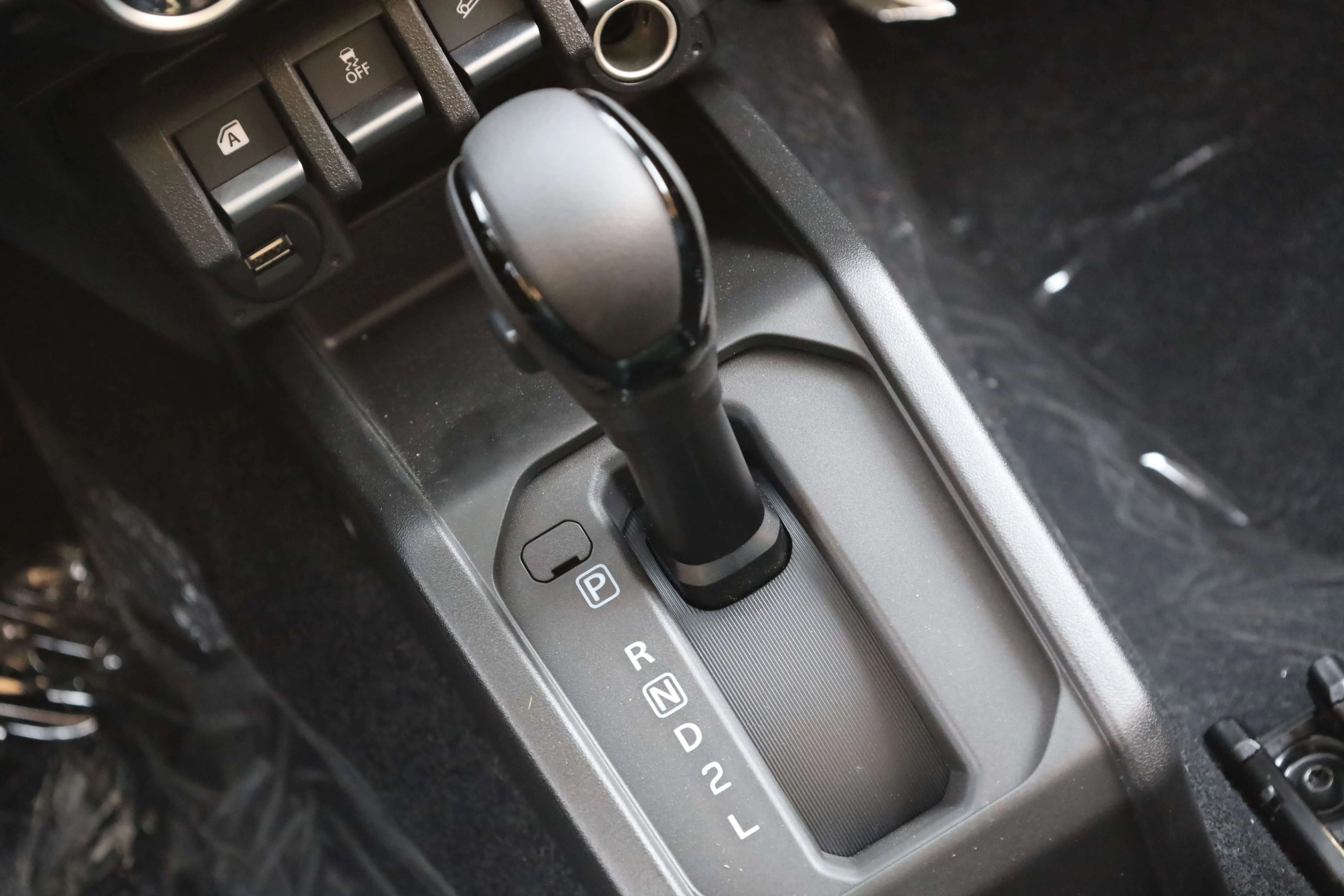 Suzuki JIMNY 1.5L GLX 5door 2026 Model images