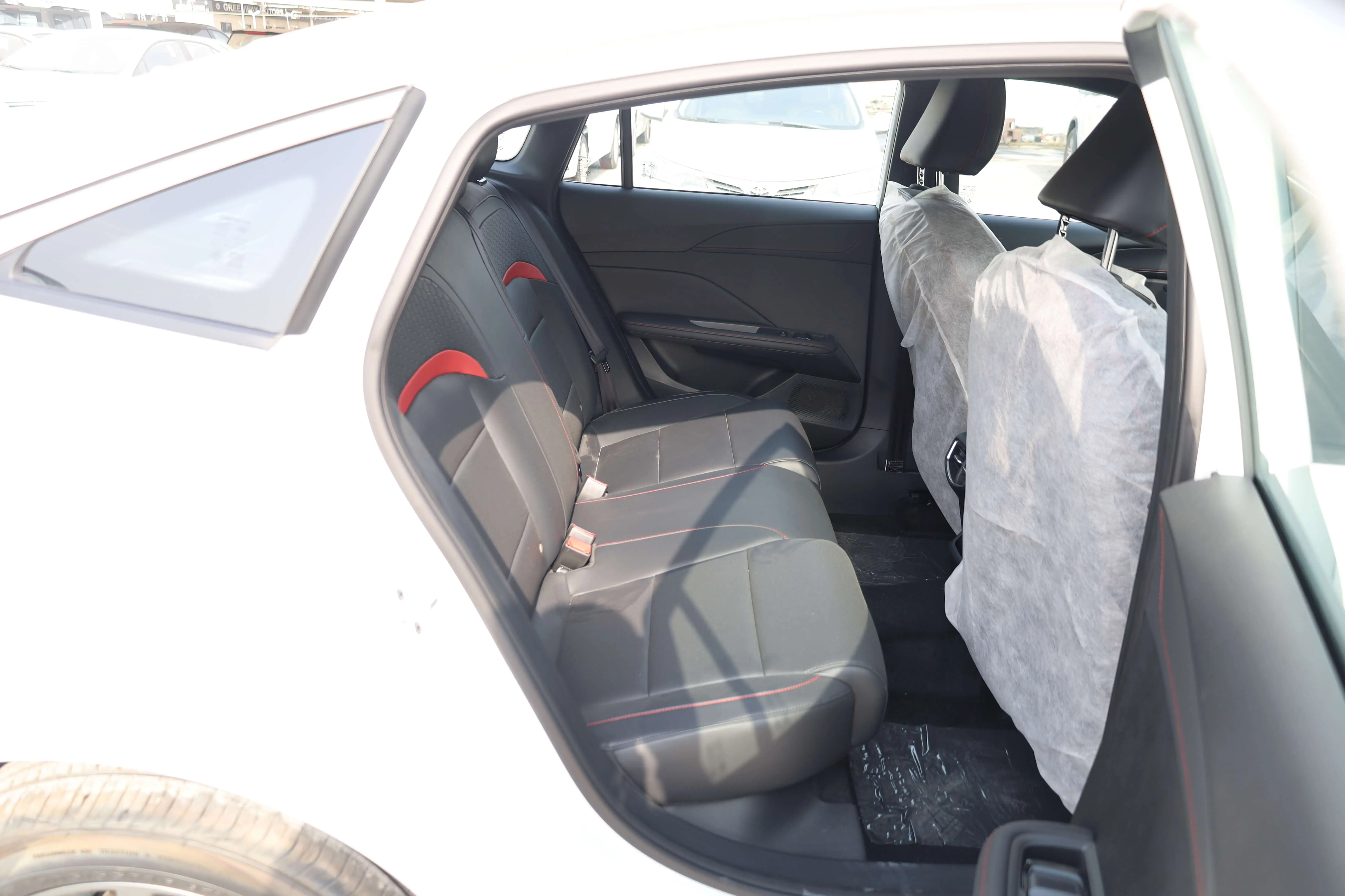 MG 5 1.5L LUXURY EDITION 2026 images