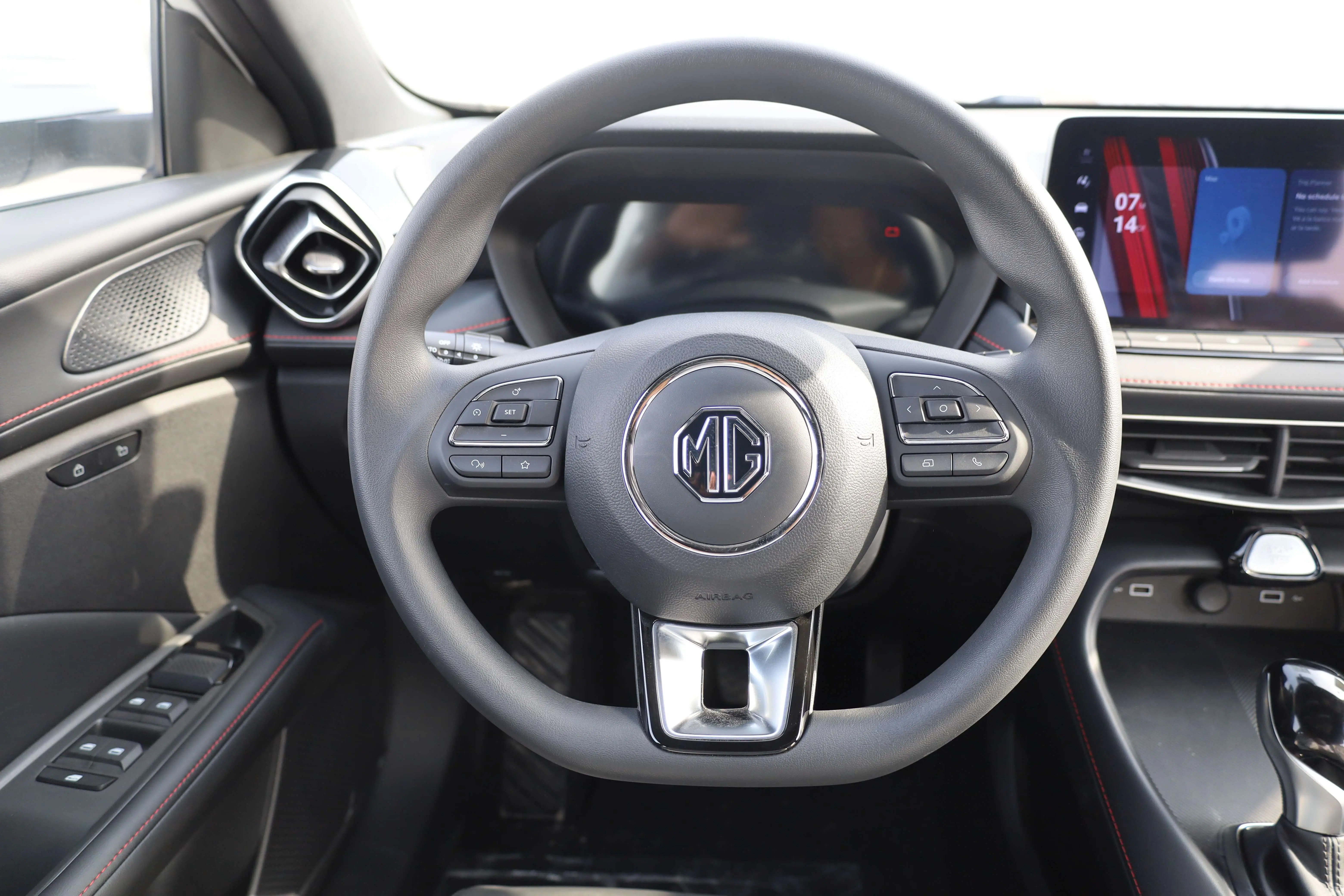 MG 5 1.5L LUXURY EDITION 2026 images