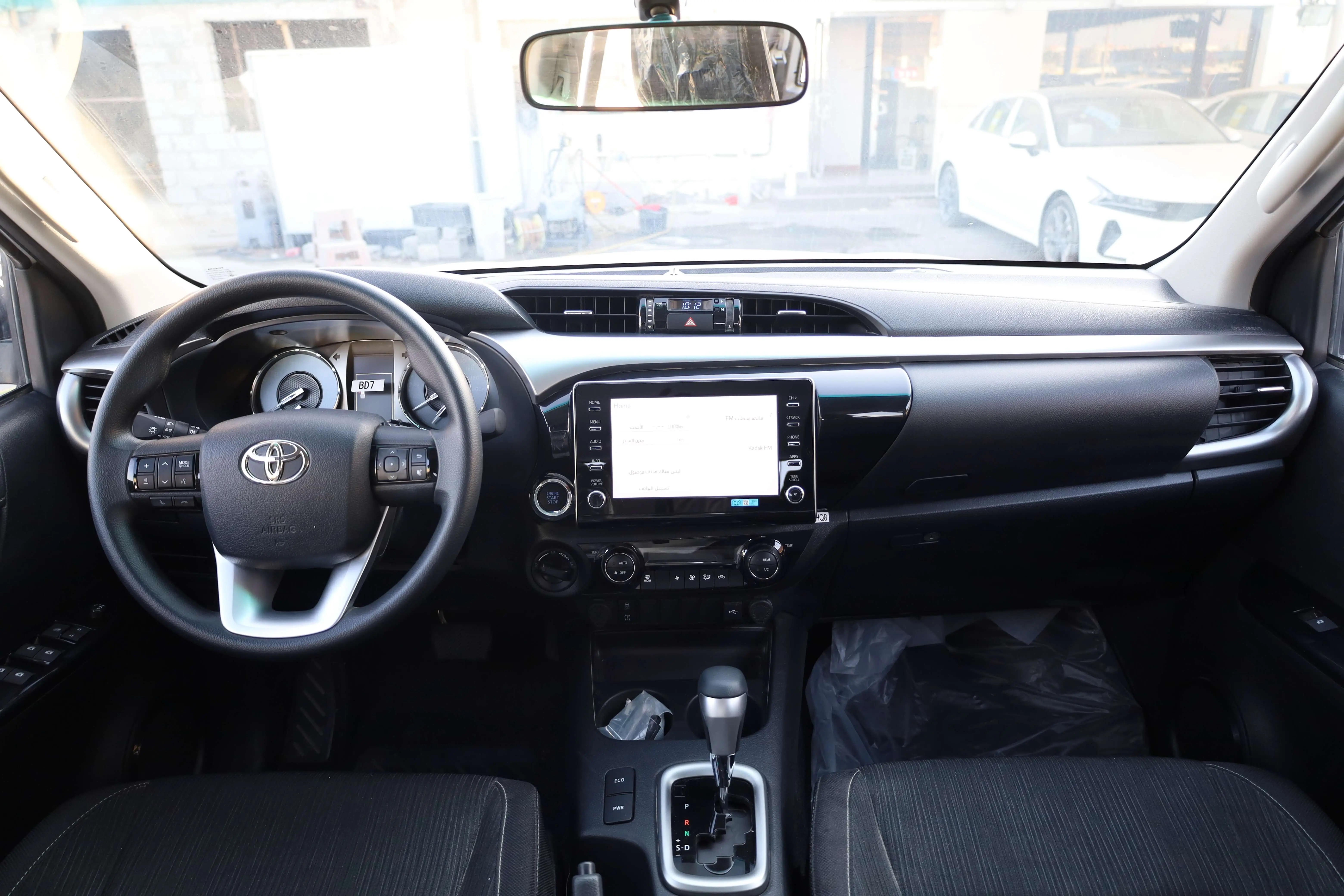 TOYOTA HILUX 2.4L DC DIESEL FULLOPTION 2025 MODEL images