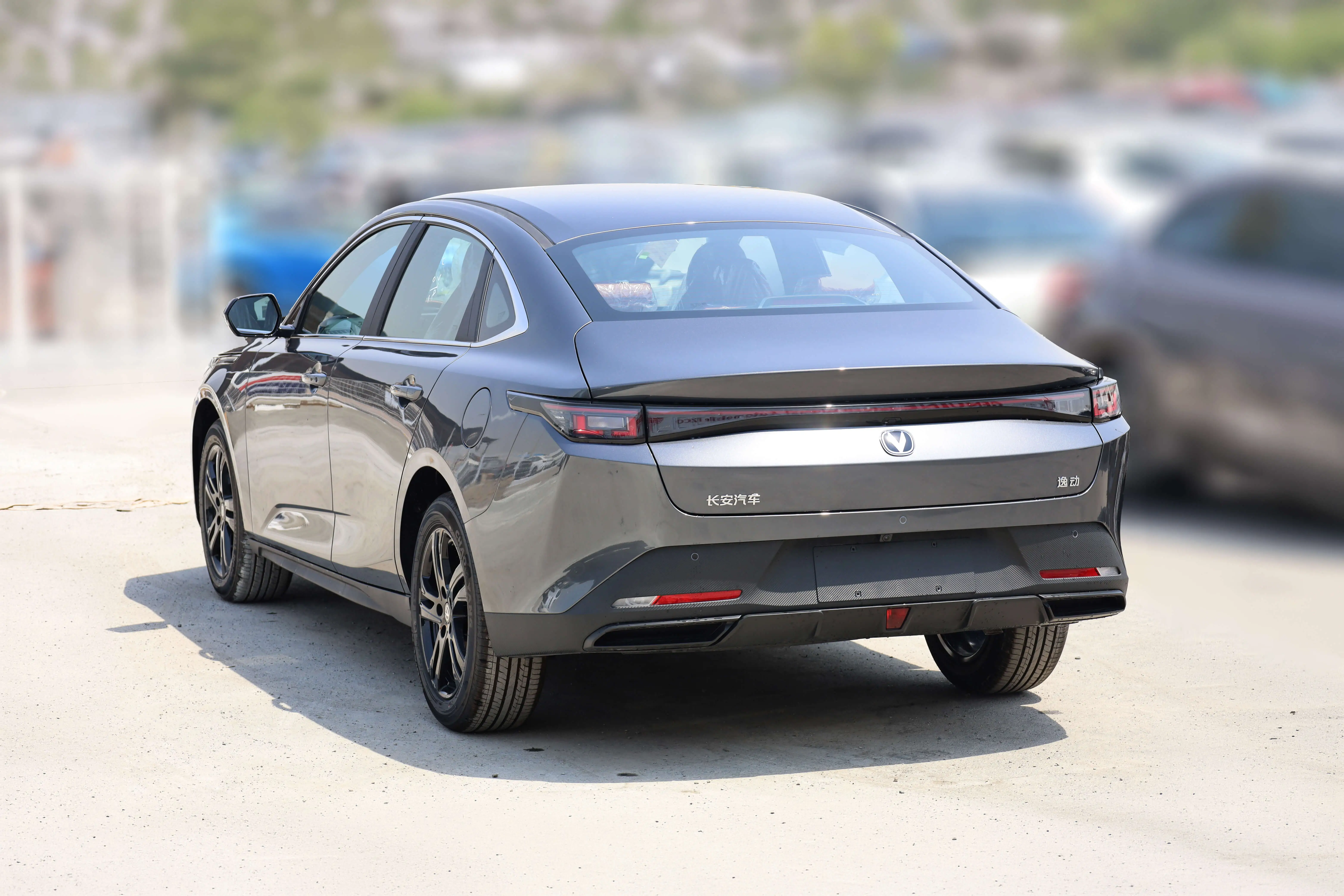 Changan EADO 1.5L PHEV 2026 Model images