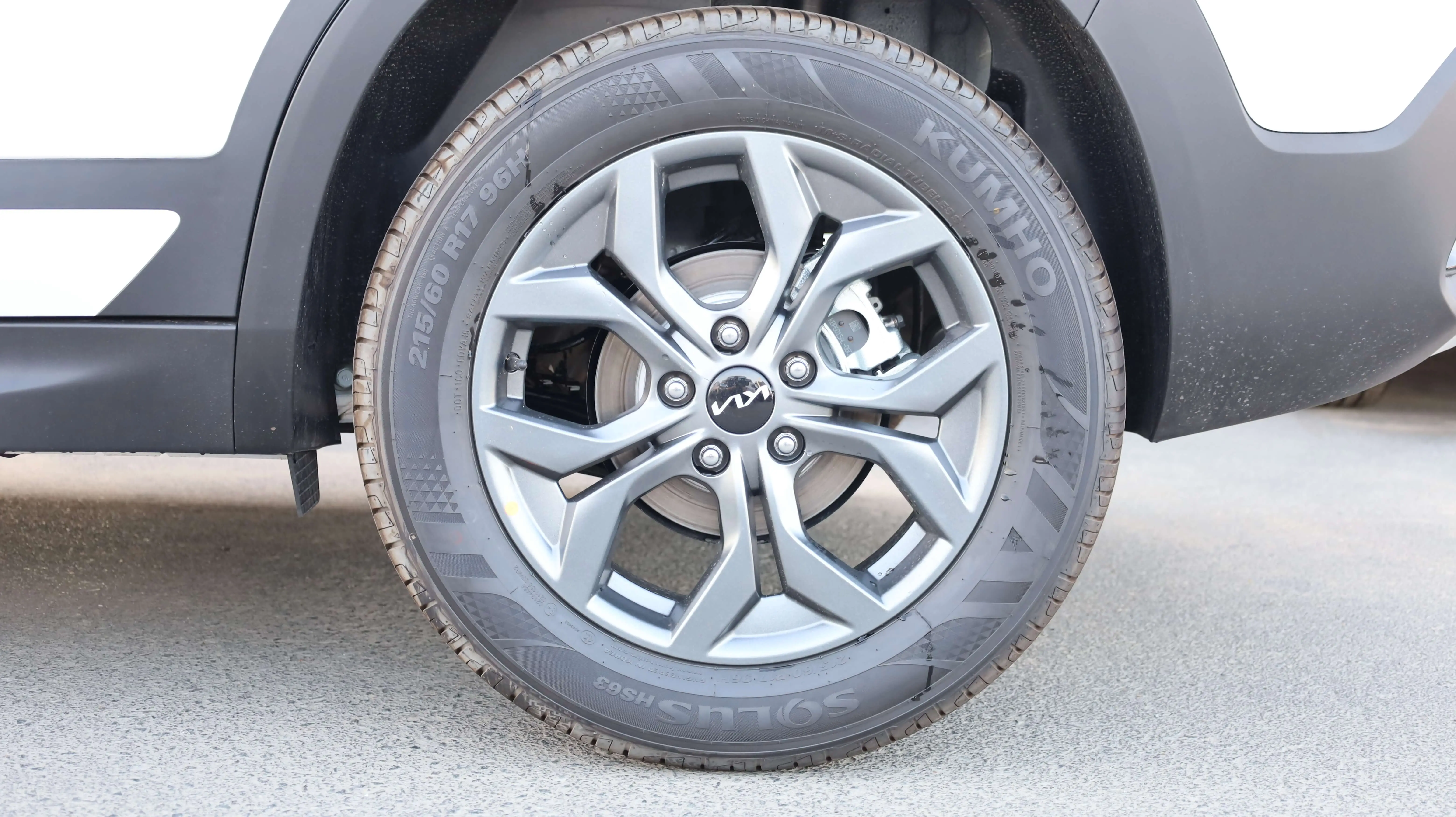 KIA SELTOS 1.5L LUXURY EDITION 2025 MODEL images