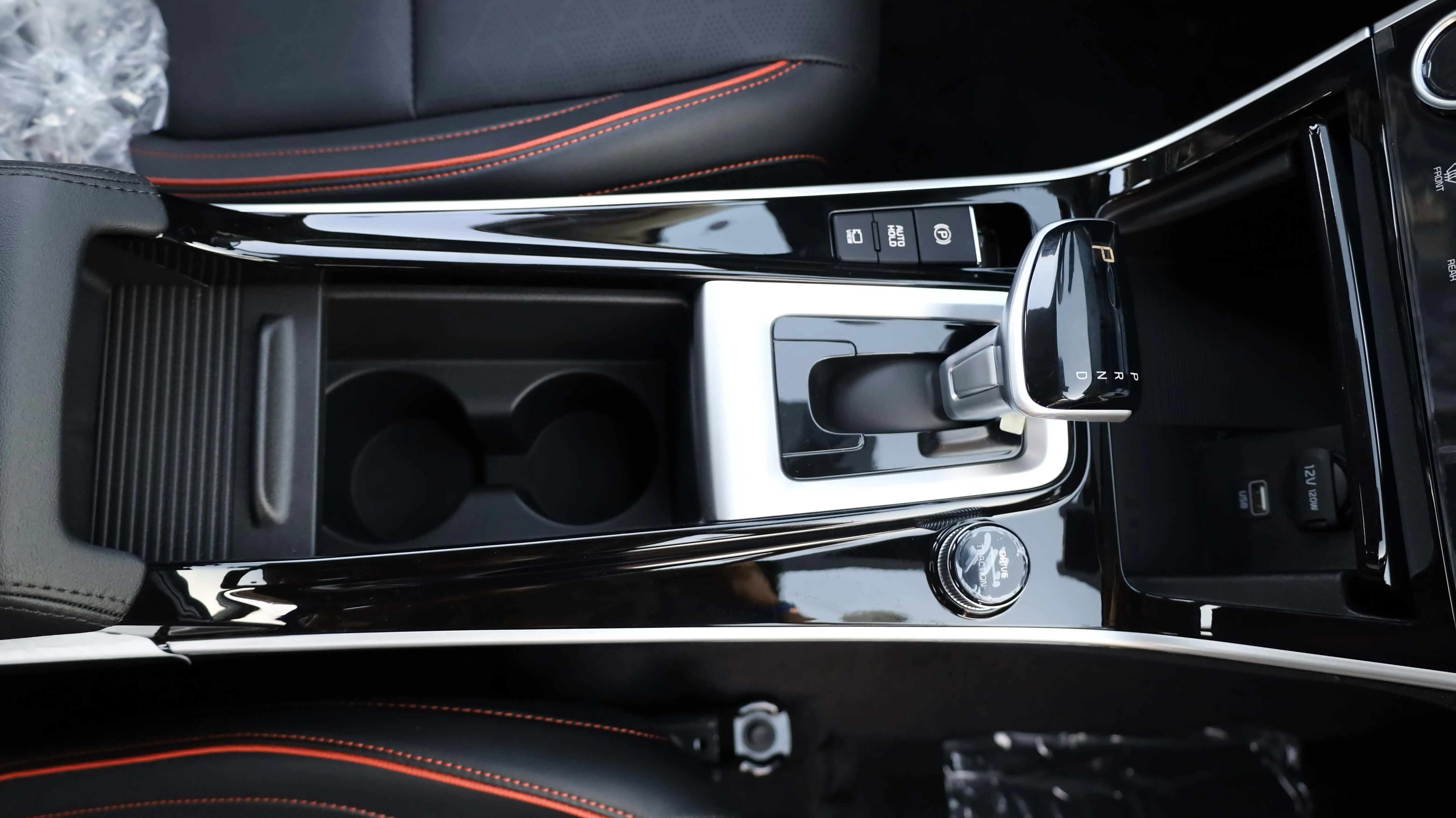 KIA SELTOS 1.5L LUXURY EDITION 2025 MODEL images