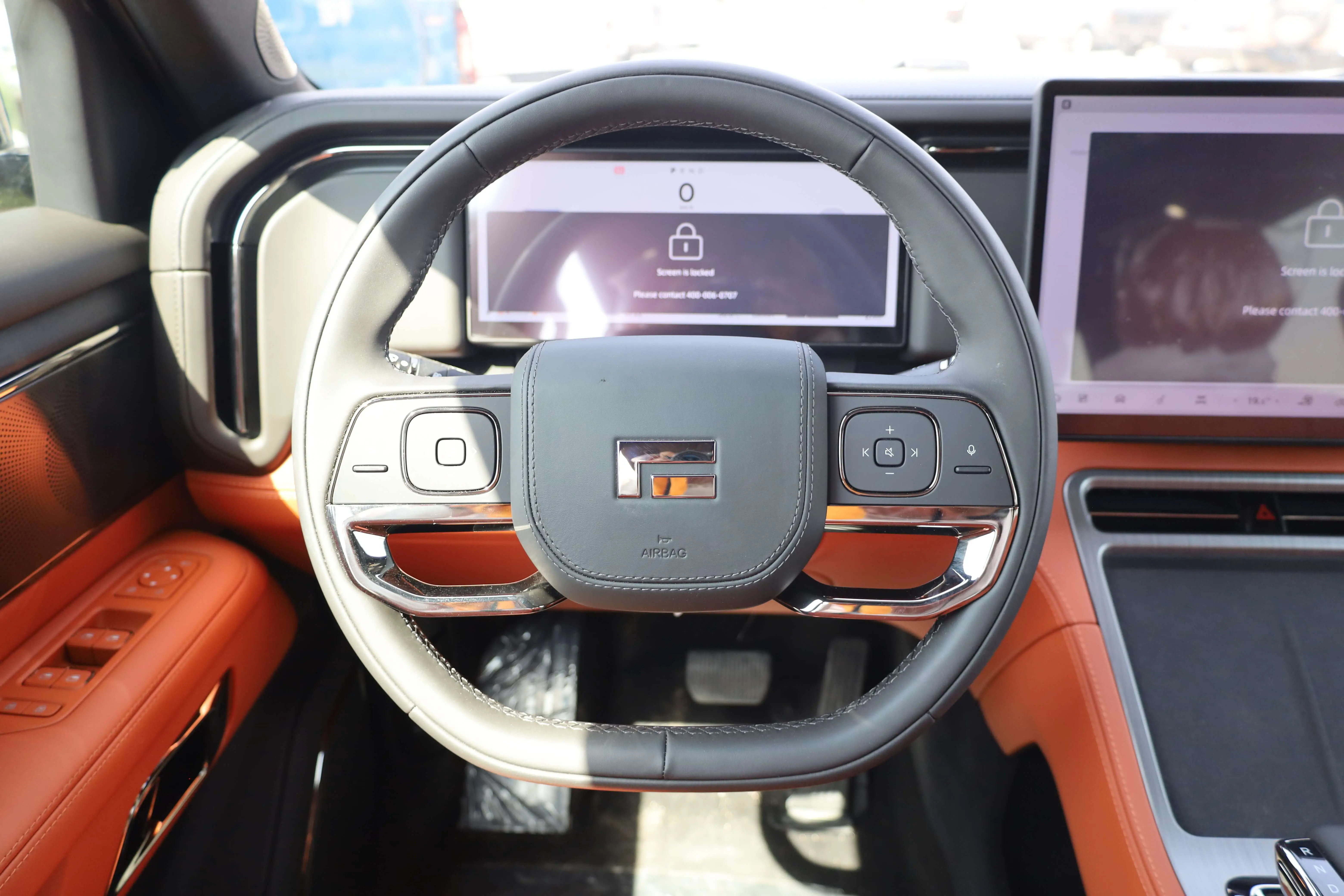 ROX 01 LUXURY ALL TERRAIN SUV 1.5L PHEV images
